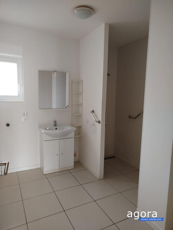 Appartement - 84 m² - 3 pièces