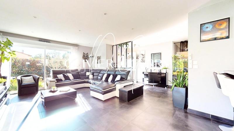 Villa - 130 m² - 6 pièces