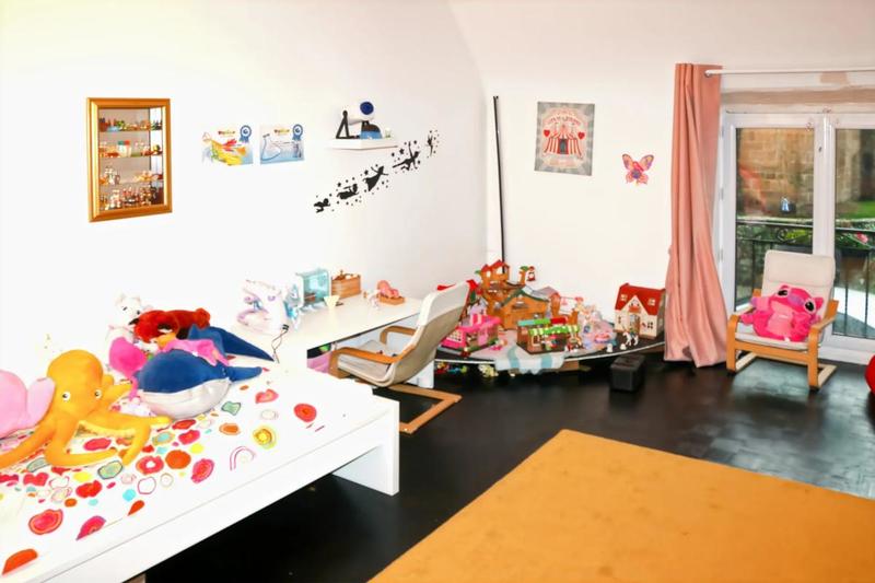 Maison - 100 m² - 7 pièces