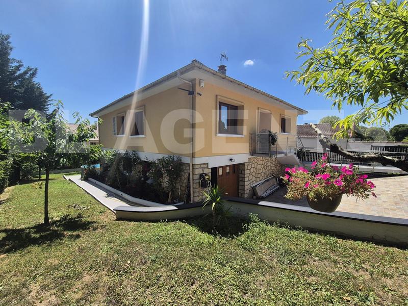 Maison contemporaine - 162 m² - 7 pièces