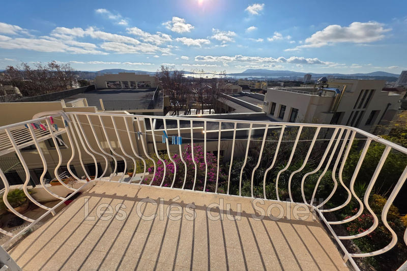 Appartement - 93 m² - 4 pièces