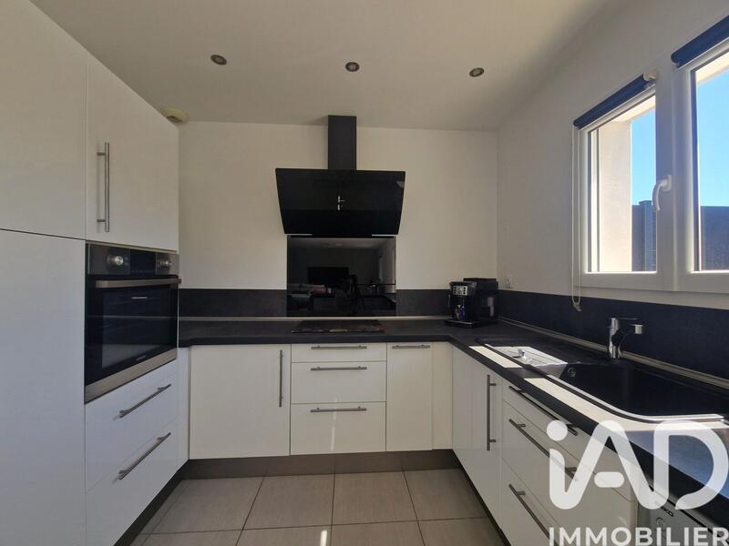 Maison - 84 m² - 5 pièces