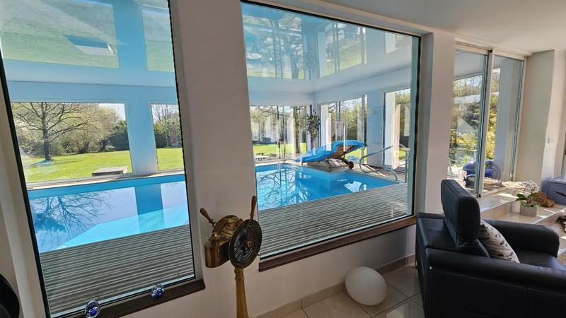 Maison - 286 m² - 10 pièces