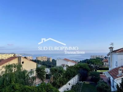 Appartement - 95 m² - 3 pièces