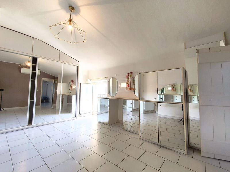 Appartement - 112 m² - 4 pièces