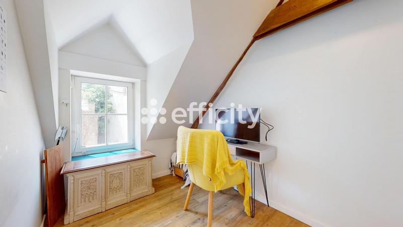 Maison - 97 m² - 5 pièces