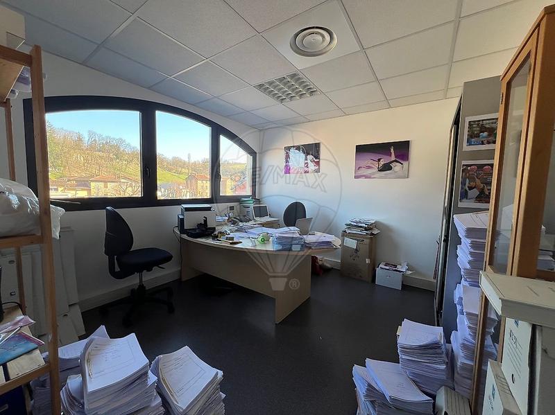 Local commercial - 72 m² - 2 pièces