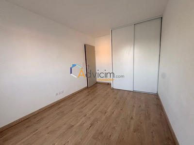 Maison - 92 m² - 5 pièces