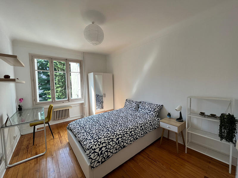 Appartement - 120 m² - 5 pièces