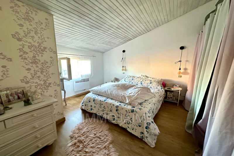 Villa - 105 m² - 4 pièces