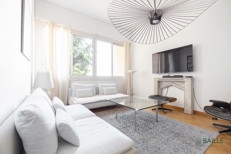 Appartement - 81 m² - 4 pièces