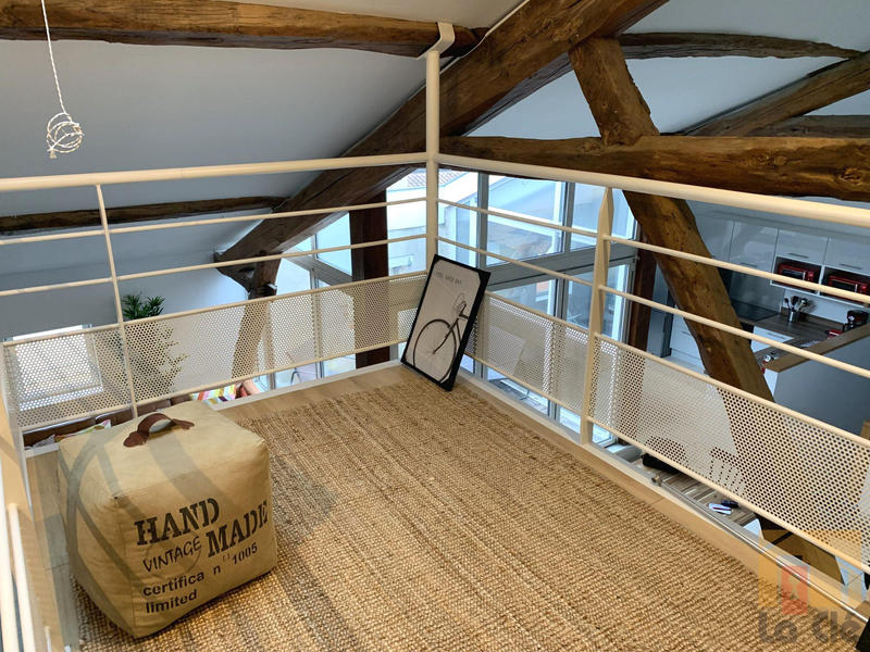 Appartement - 230 m² - 10 pièces