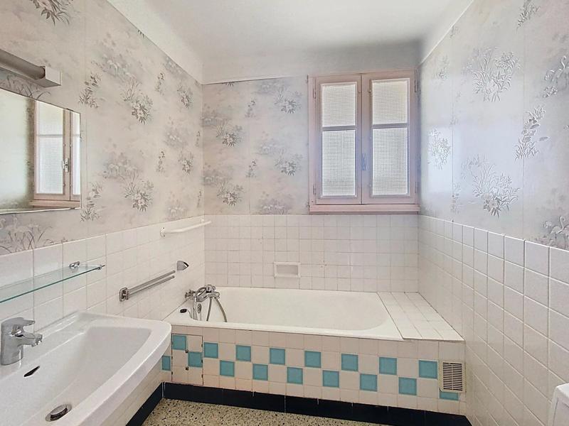 Maison - 84 m² - 5 pièces