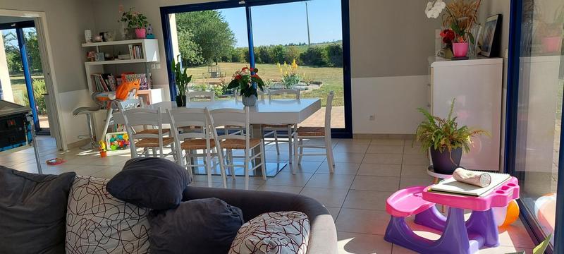 Pavillon - 240 m² - 8 pièces