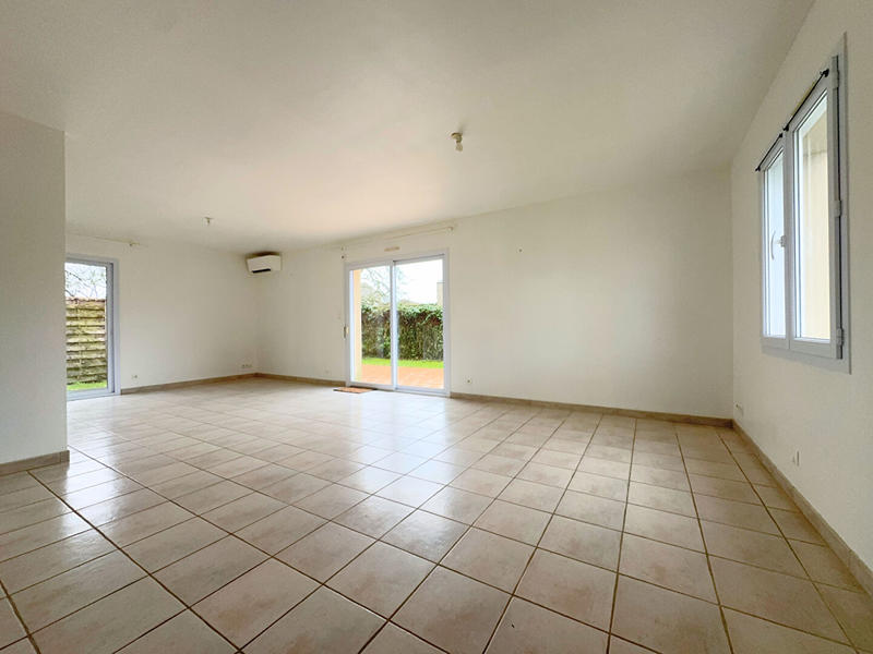 Maison - 90 m² - 4 pièces