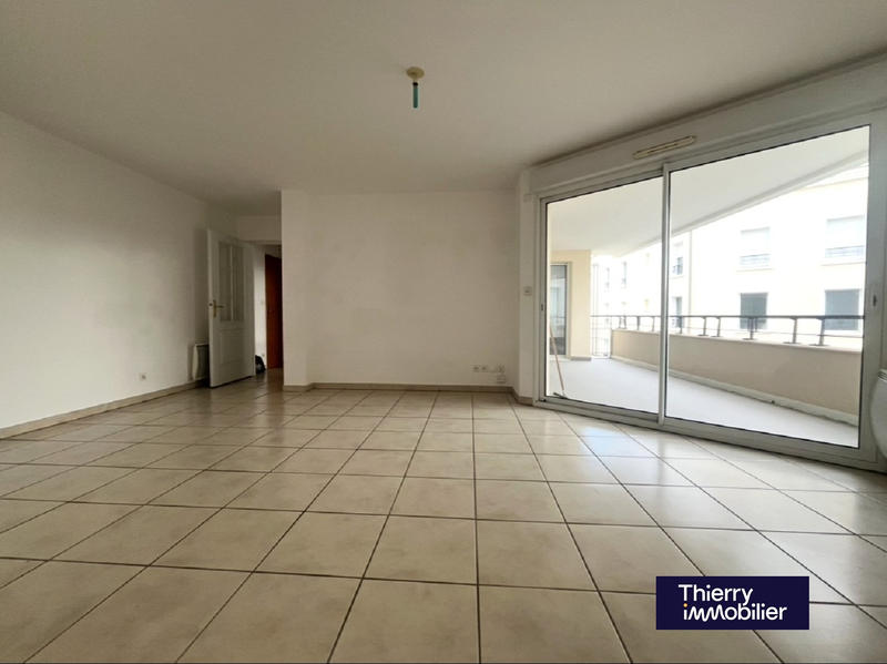Appartement - 72 m² - 3 pièces