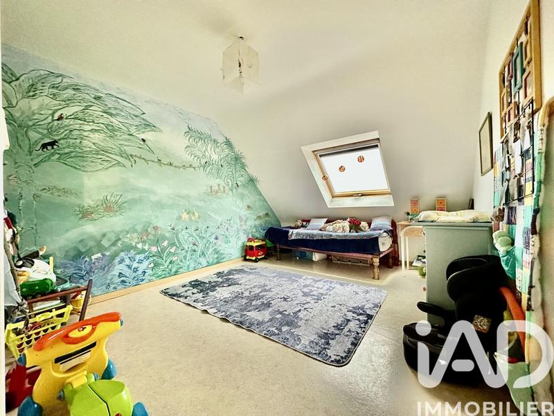 Maison - 166 m² - 9 pièces