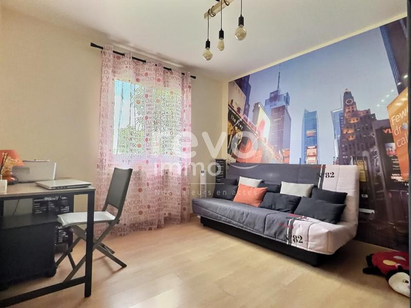 Maison - 100 m² - 4 pièces