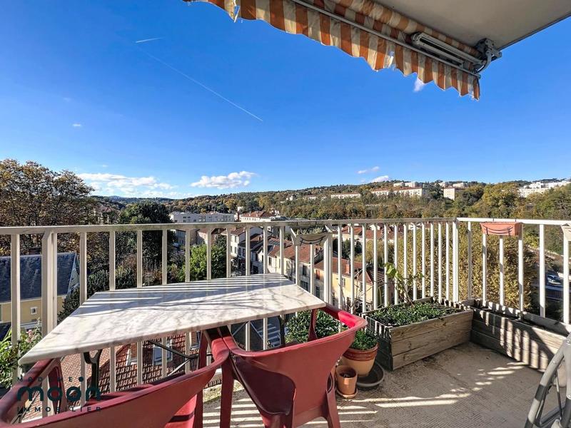 Appartement - 76 m² - 4 pièces