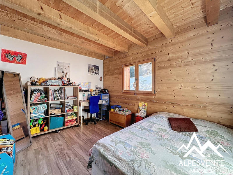 Châlet - 285 m² - 10 pièces