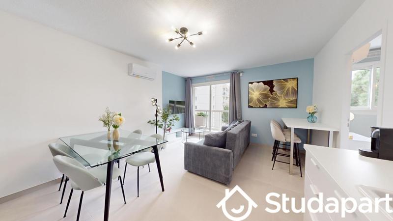 Chambre - 14 m² - 1 pièce