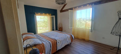 Maison - 246 m² - 12 pièces