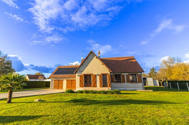 Maison - 137 m² - 6 pièces