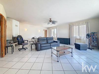 Maison - 142 m² - 6 pièces