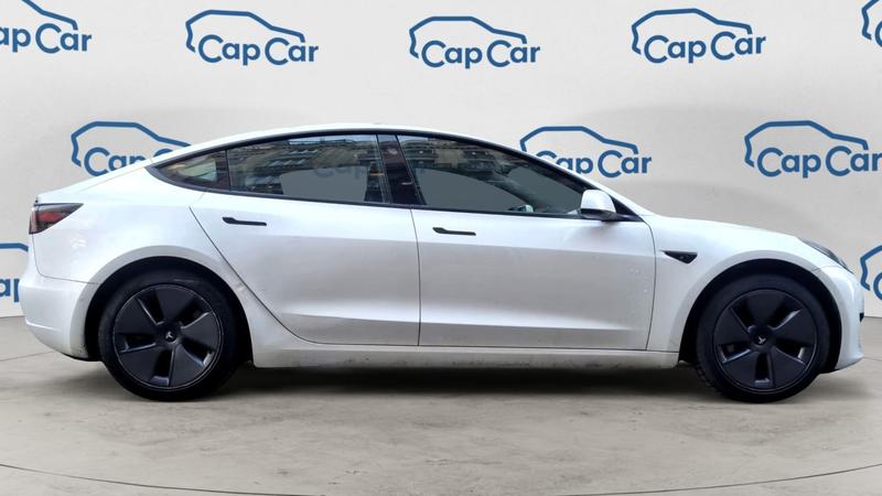 Tesla Model 3 325 Range plus Standard