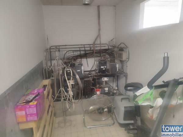 Fonds de commerce - Magasins - 150 m²