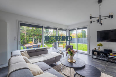 Maison - 150 m² - 5 pièces