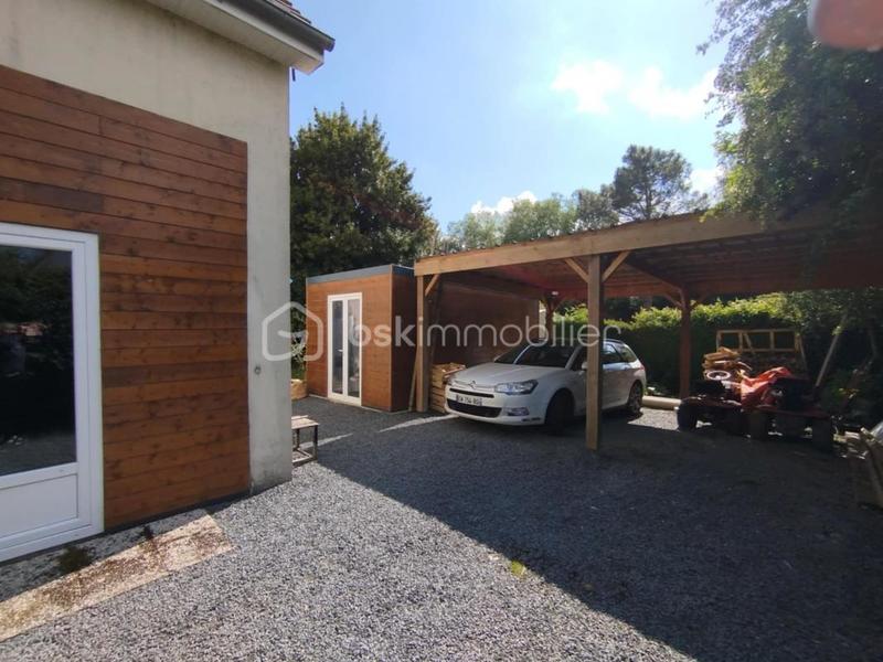 Maison - 248 m² - 11 pièces