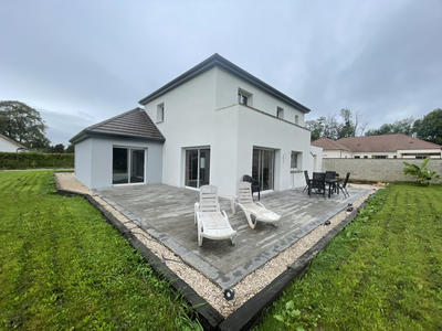 Maison - 145 m² - 5 pièces