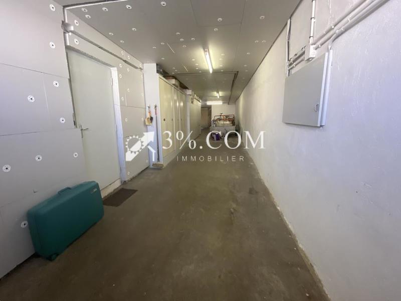 Maison - 230 m² - 8 pièces