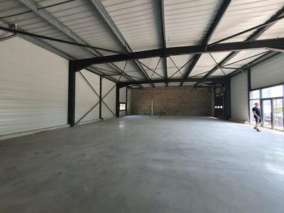 Local commercial - 440 m²
