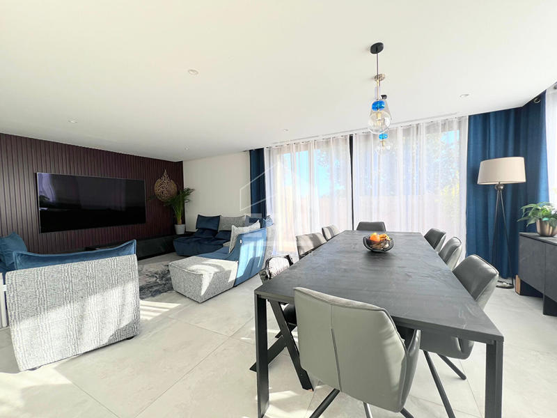 Maison - 138 m² - 5 pièces