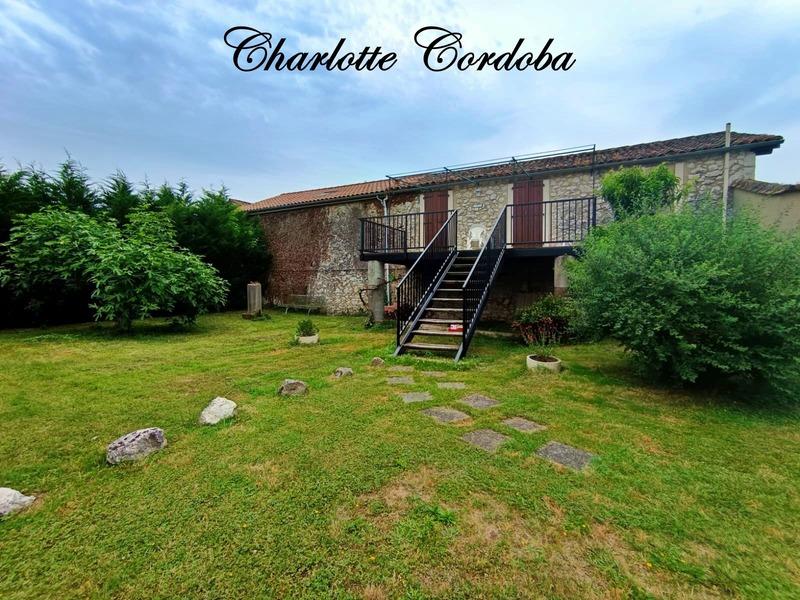 Propriété - 404 m² - 20 pièces