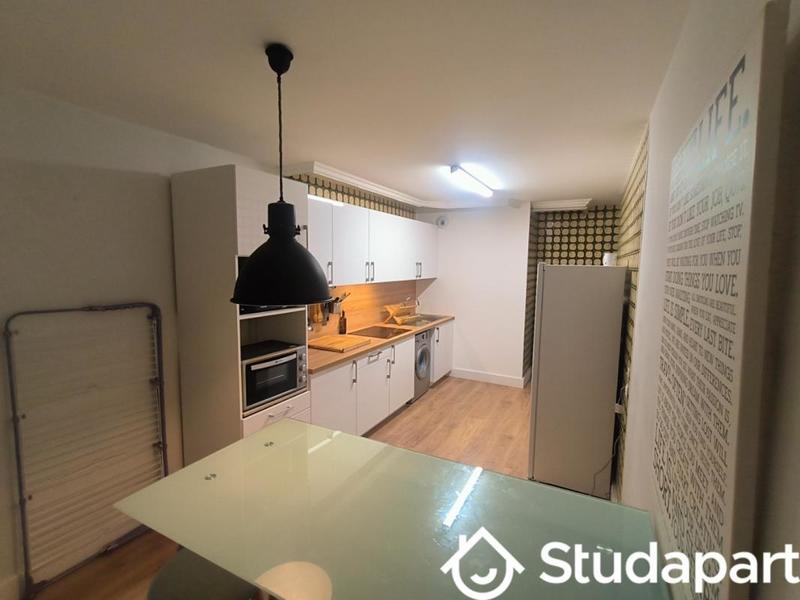 Chambre - 9 m² - 1 pièce