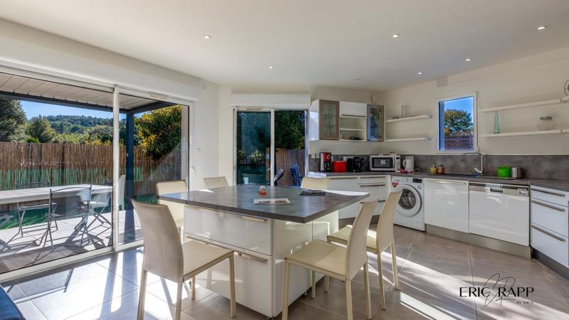 Maison - 83 m² - 3 pièces