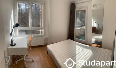 Chambre - 10 m² - 1 pièce