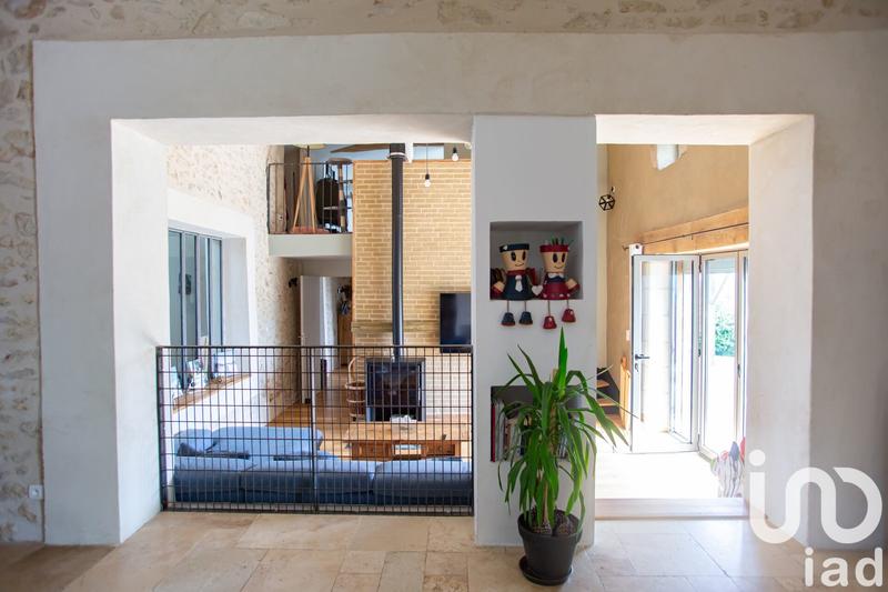 Maison - 207 m² - 7 pièces