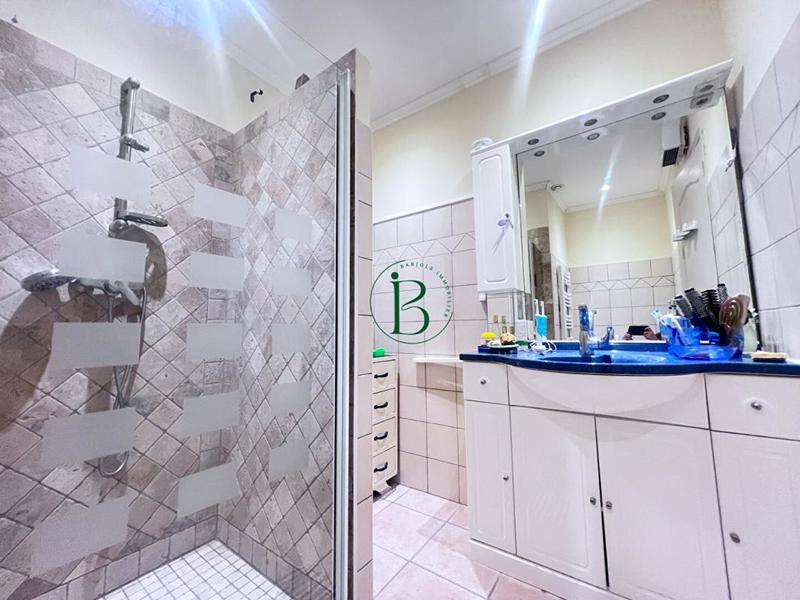 Villa - 92 m² - 5 pièces