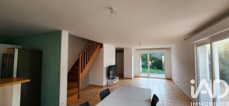 Maison - 97 m² - 5 pièces