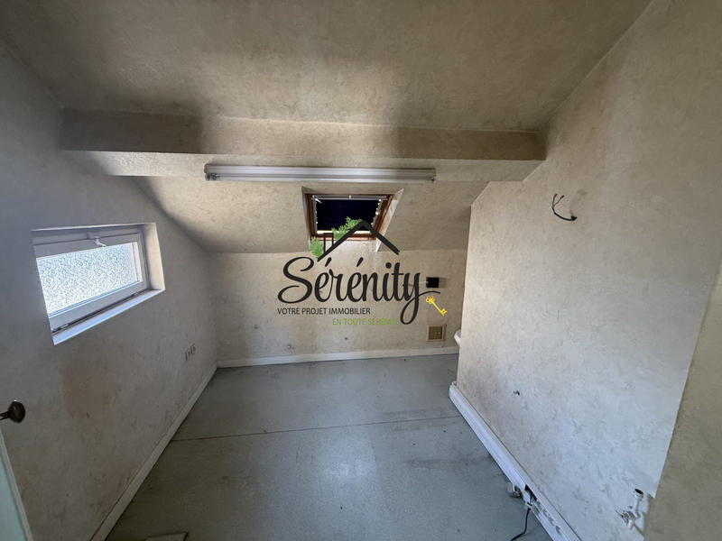 Parking / Garage - 190 m²