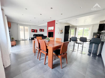 Maison - 145 m² - 4 pièces