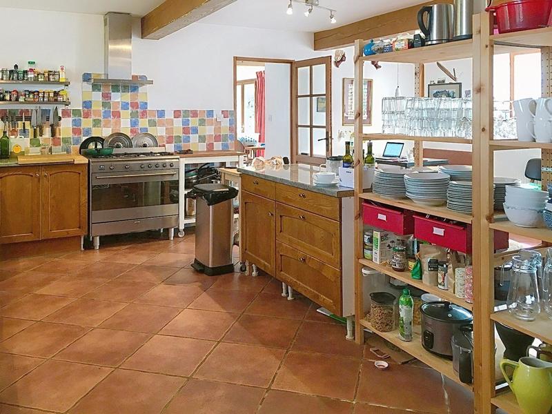 Maison - 420 m² - 12 pièces