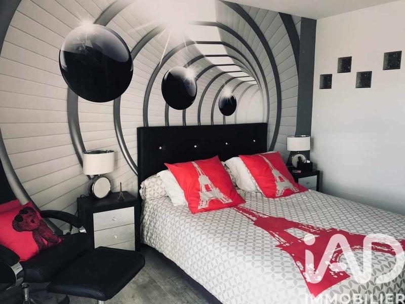 Maison - 186 m² - 7 pièces