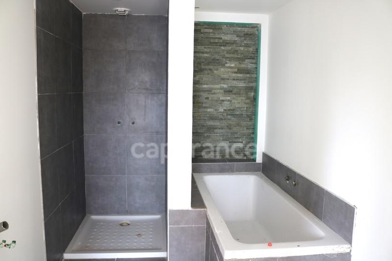 Maison en pierre - 177 m² - 7 pièces