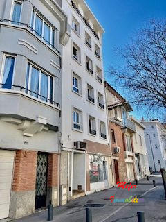 Local commercial - 110 m² - 4 pièces