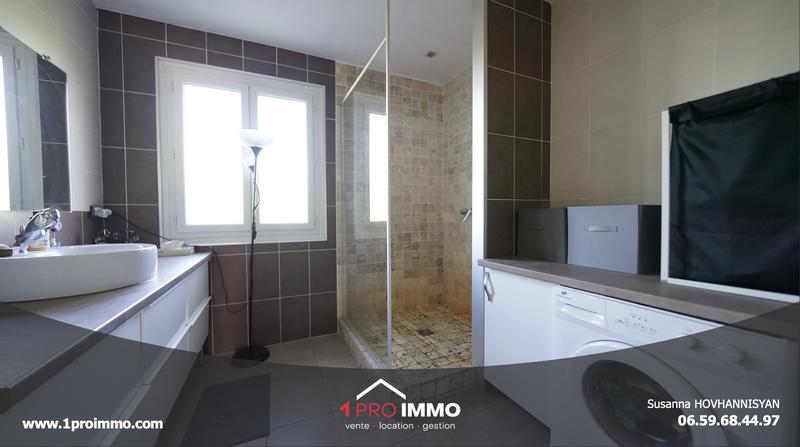 Maison - 184 m² - 7 pièces